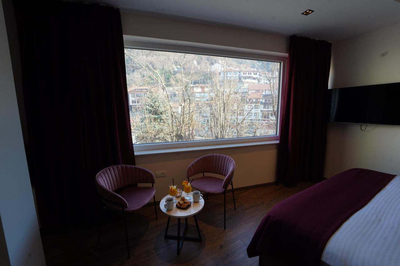 Monarch Hotel بريزرن المظهر الخارجي الصورة