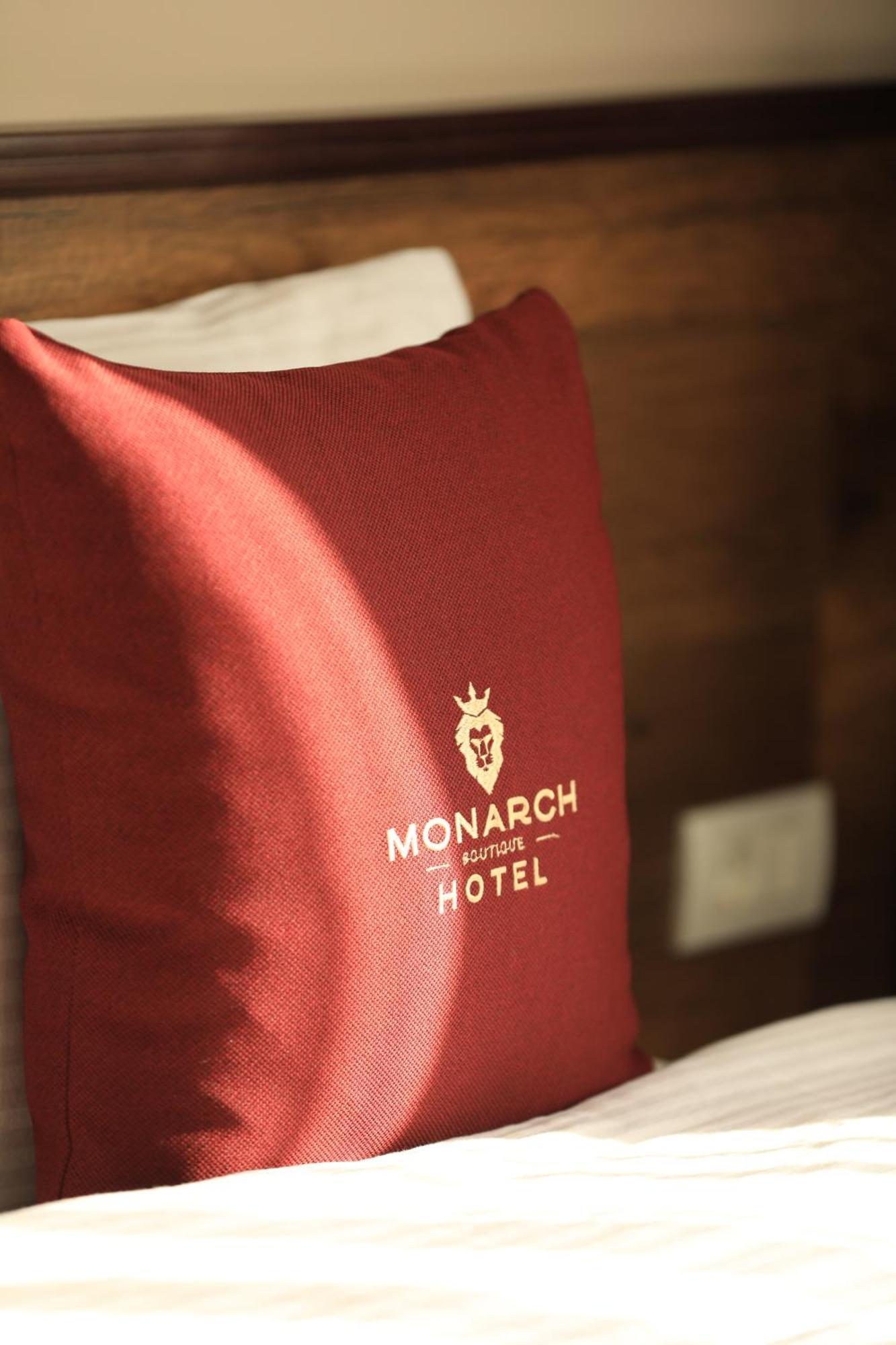 Monarch Hotel بريزرن المظهر الخارجي الصورة